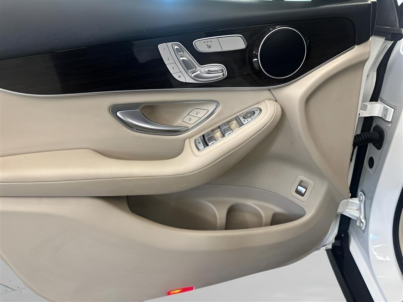 Mercedes-Benz GLC-Class GLC300 4MATIC 2017