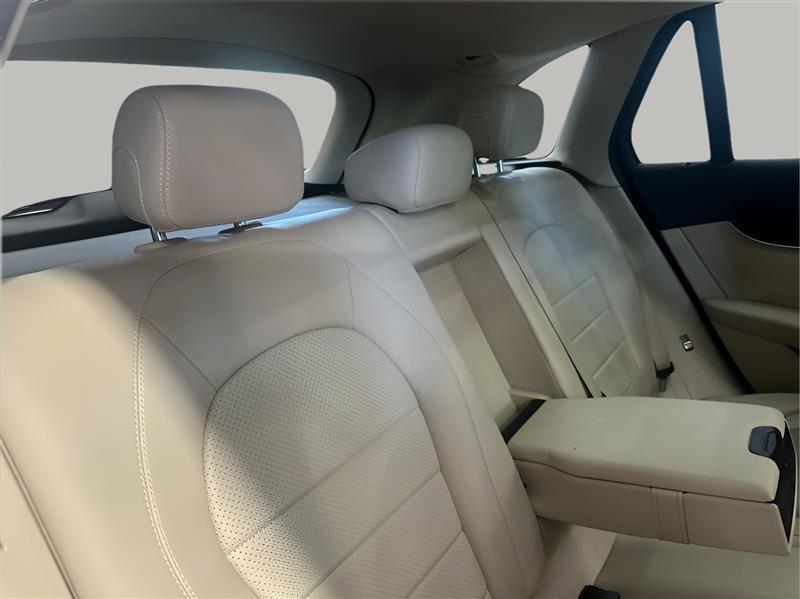 Mercedes-Benz GLC-Class GLC300 4MATIC 2017