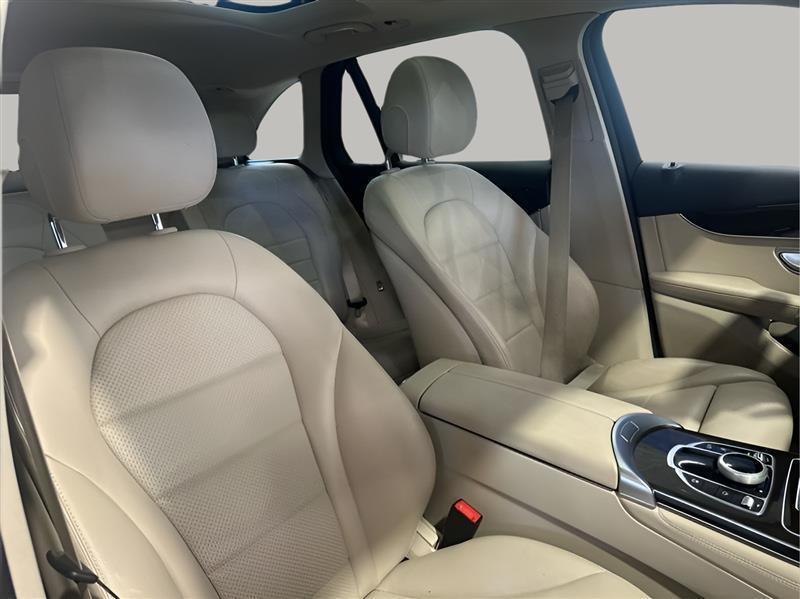 Mercedes-Benz GLC-Class GLC300 4MATIC 2017