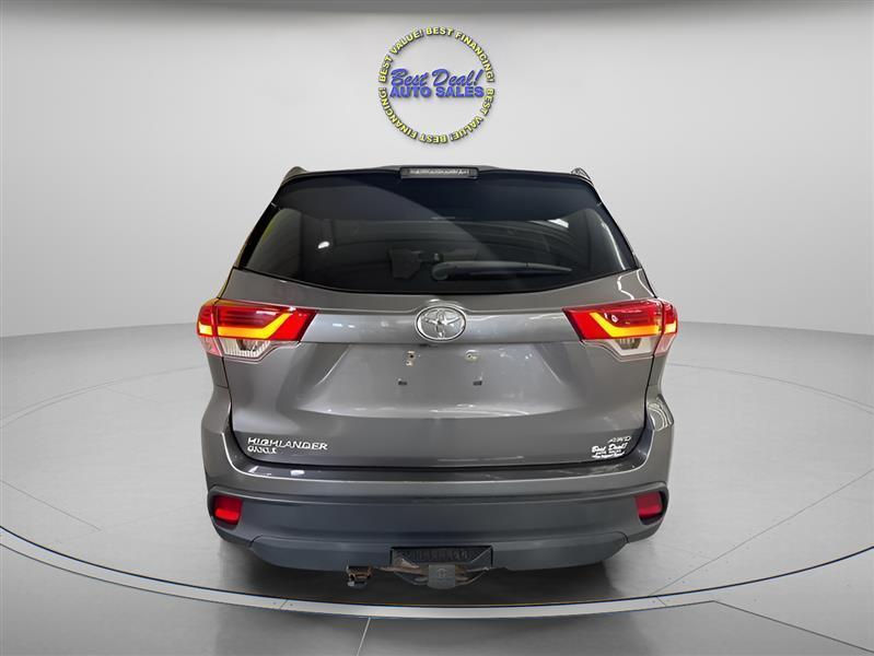 Toyota Highlander LE Plus AWD V6 2018