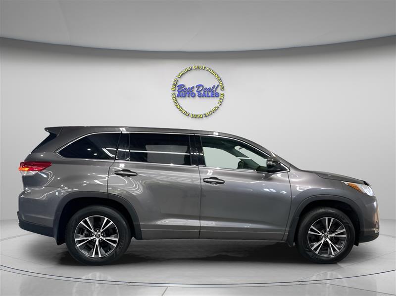 Toyota Highlander LE Plus AWD V6 2018