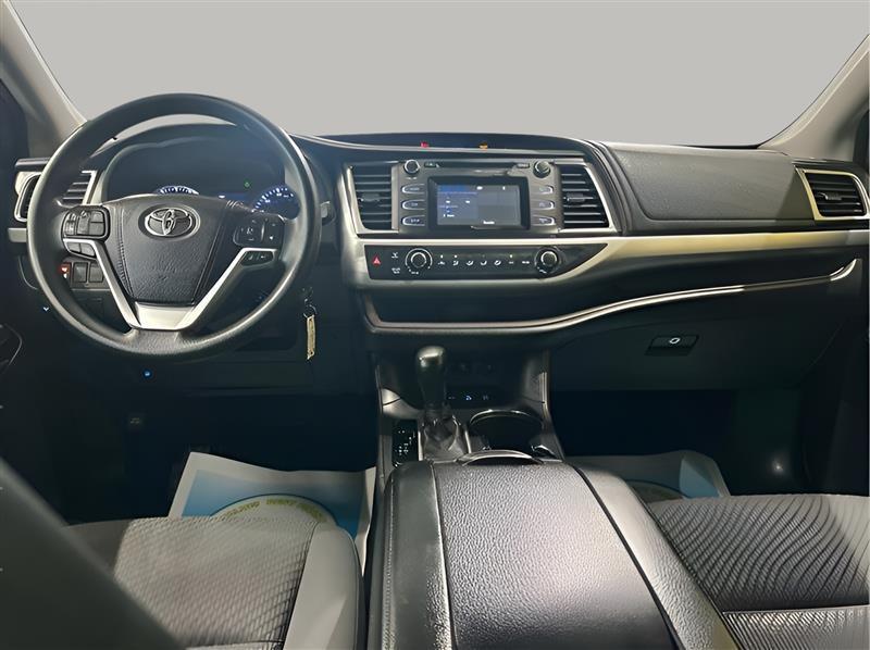 Toyota Highlander LE Plus AWD V6 2018