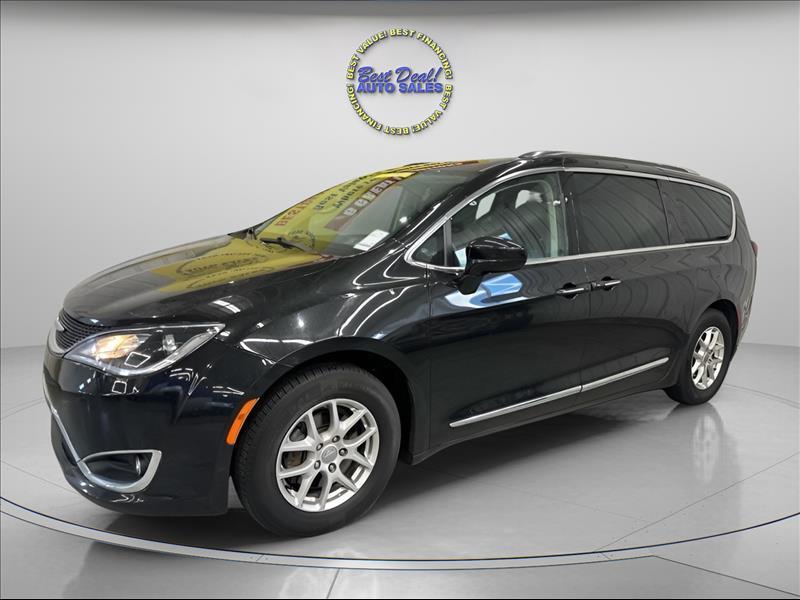 2020 Chrysler Pacifica Touring-L