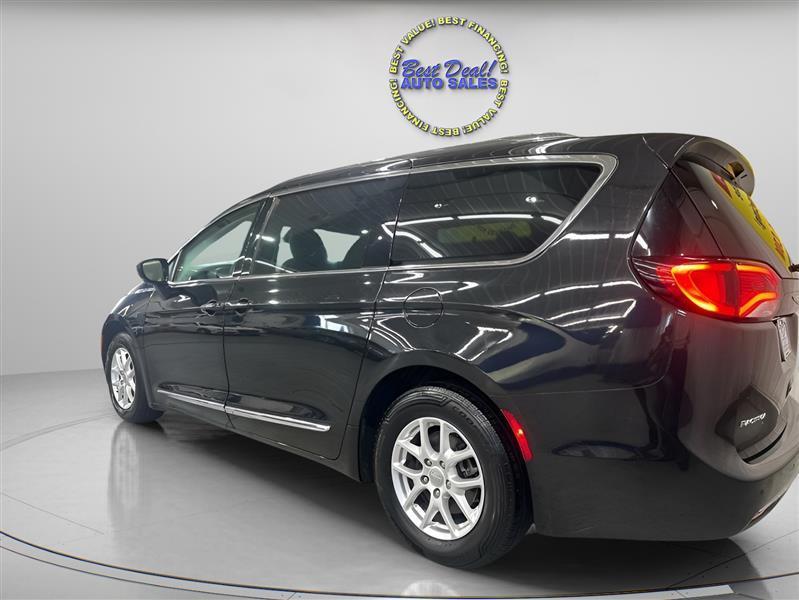 Chrysler Pacifica Touring-L 2020