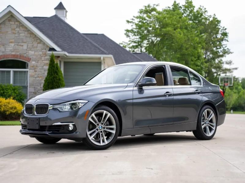 2018 BMW 3-Series 330i xDrive SULEV Sedan