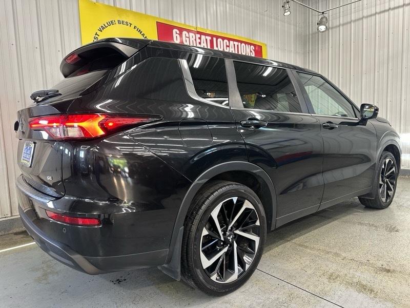 Mitsubishi Outlander SE 2WD 2022