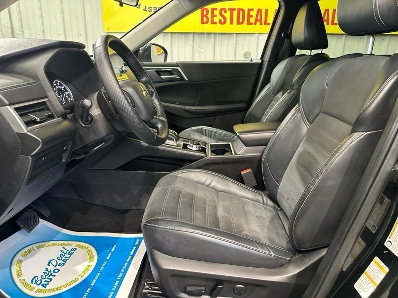 Mitsubishi Outlander SE 2WD 2022