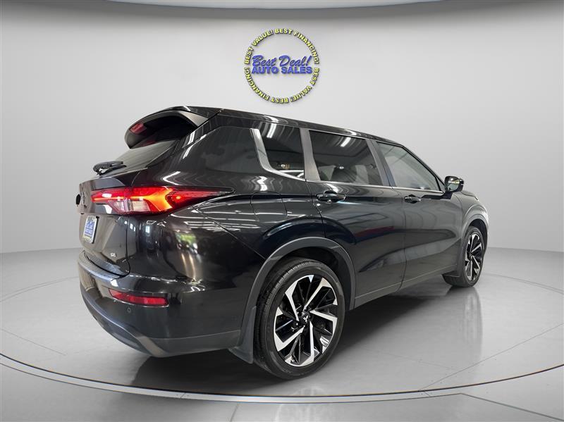 Mitsubishi Outlander SE 2WD 2022