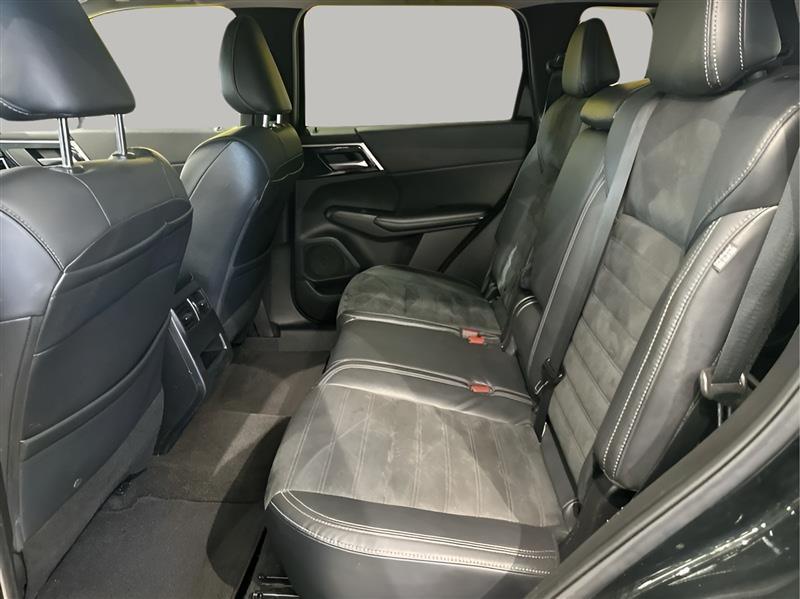 Mitsubishi Outlander SE 2WD 2022