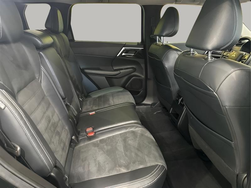 Mitsubishi Outlander SE 2WD 2022