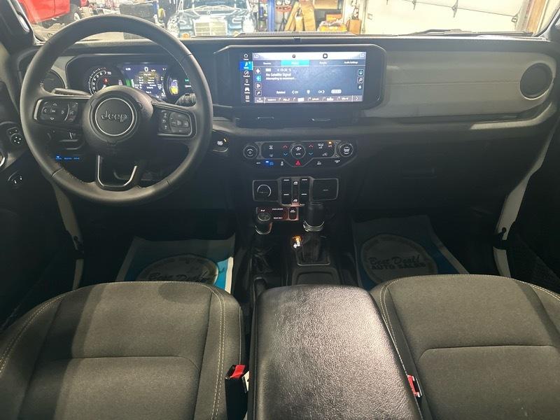 Jeep Wrangler 4xe Sport S 2024