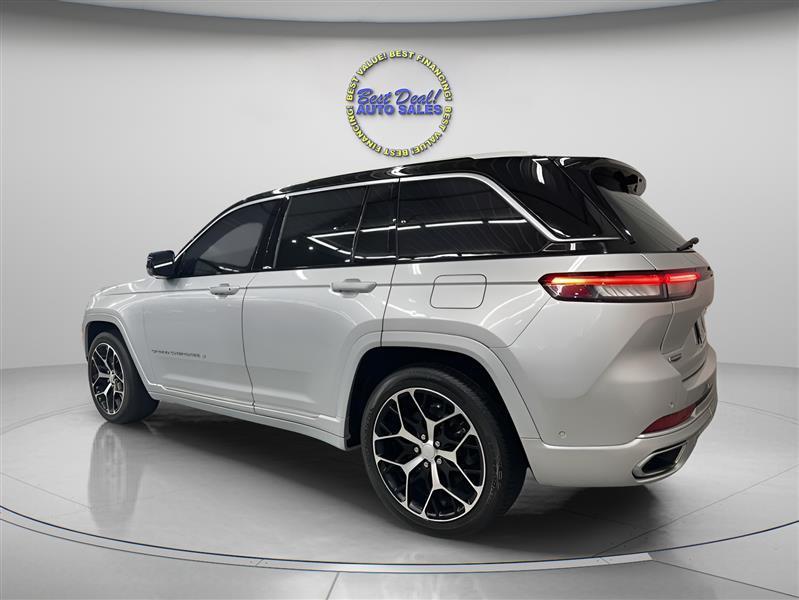 Jeep Grand Cherokee Summit 4WD 2022