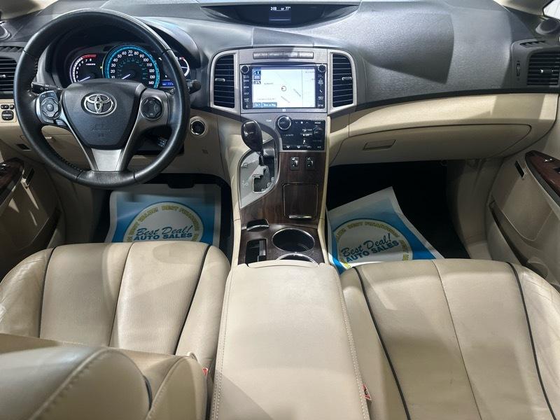 Toyota Venza LE V6 AWD 2014