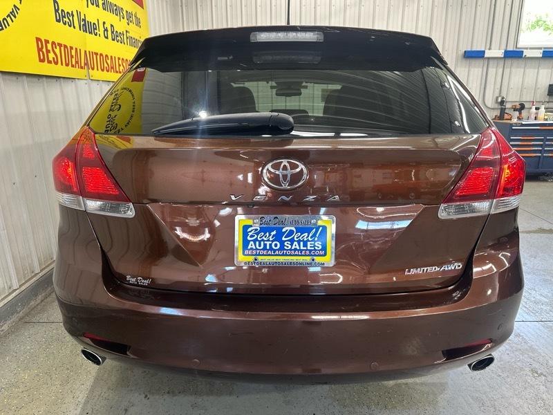Toyota Venza LE V6 AWD 2014