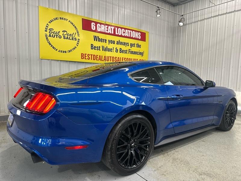 Ford Mustang GT Premium Coupe 2017