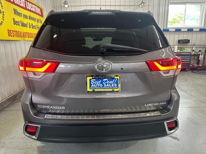 Toyota Highlander Limited AWD V6 2019