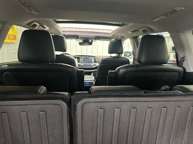 Toyota Highlander Limited AWD V6 2019
