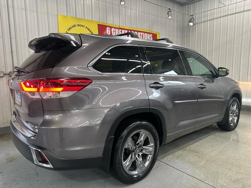 Toyota Highlander Limited AWD V6 2019