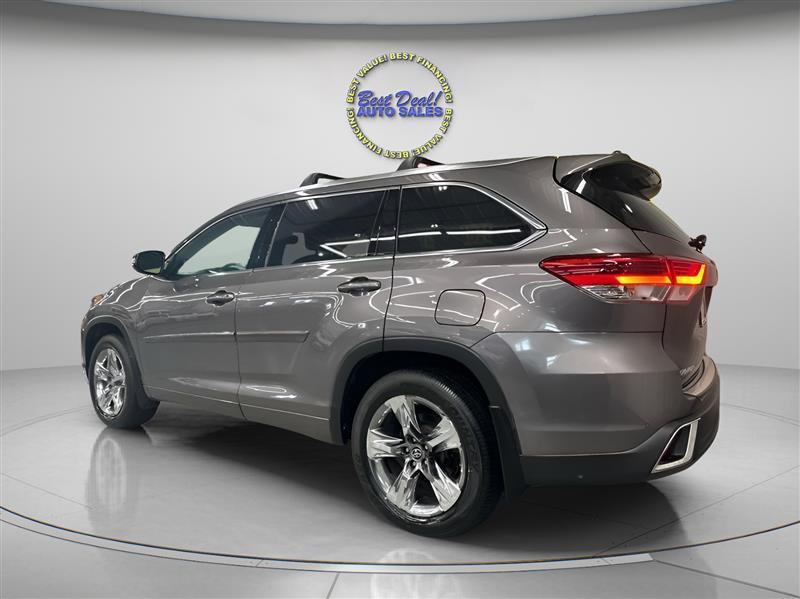 Toyota Highlander Limited AWD V6 2019