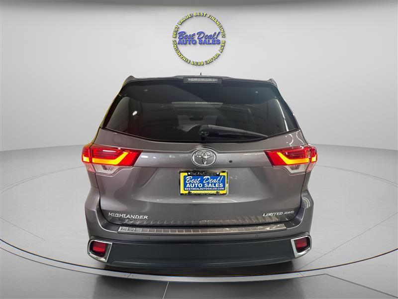 Toyota Highlander Limited AWD V6 2019