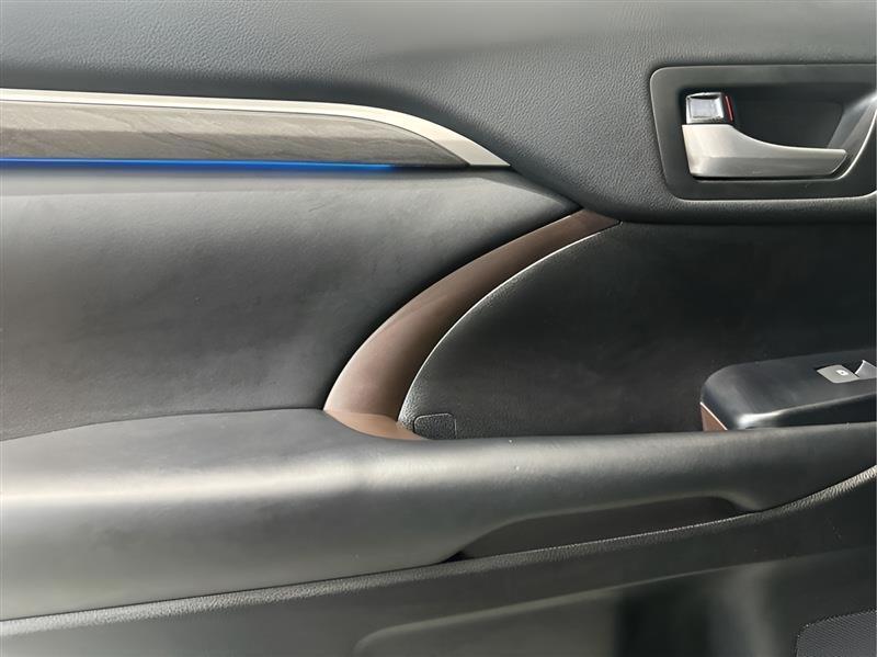 Toyota Highlander Limited AWD V6 2019