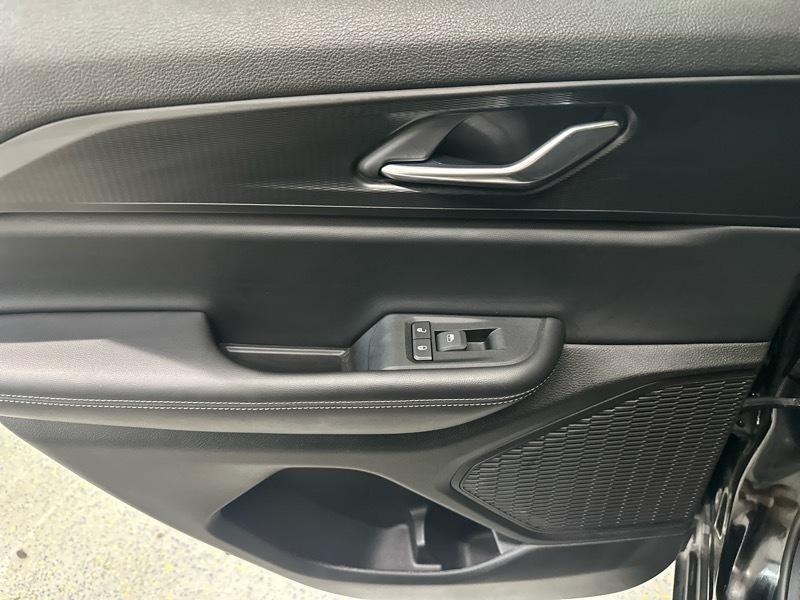 Jeep Grand Cherokee Laredo 4WD 2024