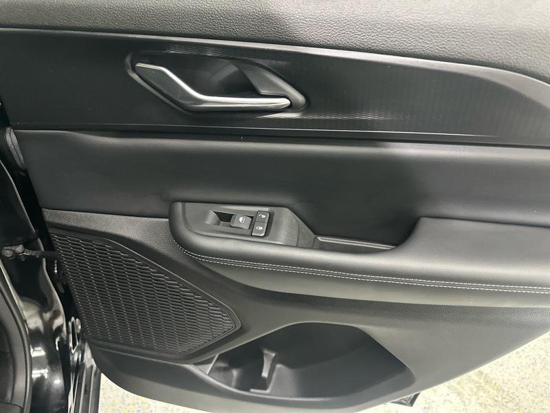 Jeep Grand Cherokee Laredo 4WD 2024