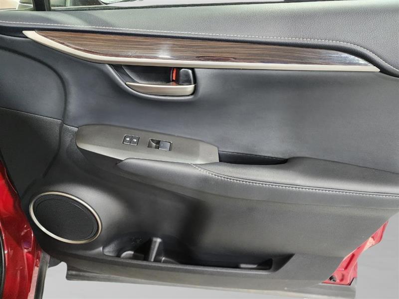 Lexus NX 200t  2015