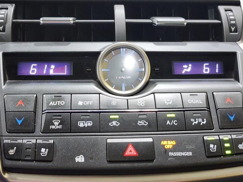 Lexus NX 200t  2015