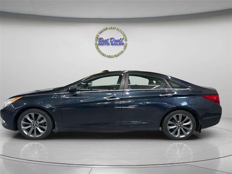 Hyundai Sonata SE 4D Sedan 2.4 2013
