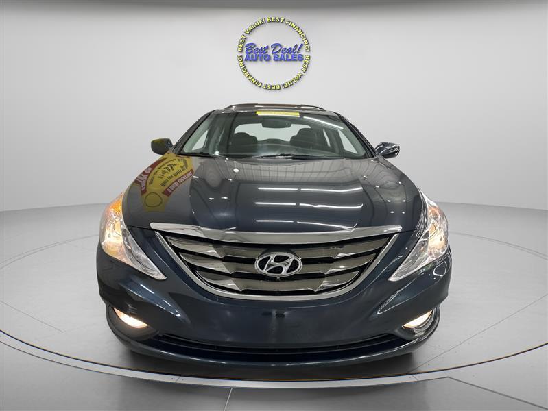 Hyundai Sonata SE 4D Sedan 2.4 2013
