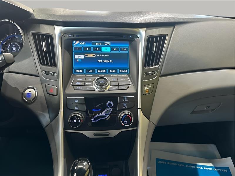 Hyundai Sonata SE 4D Sedan 2.4 2013