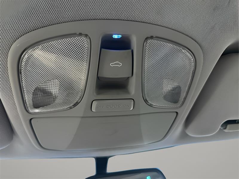 Hyundai Sonata SE 4D Sedan 2.4 2013