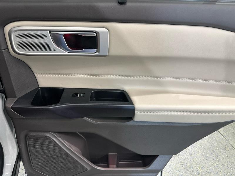 Ford Explorer Platinum AWD 2020