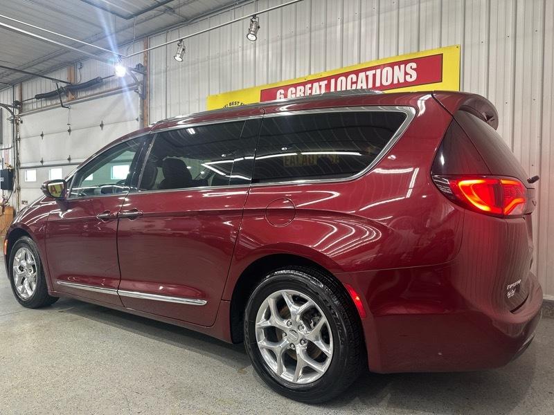 Chrysler Pacifica Limited 2019