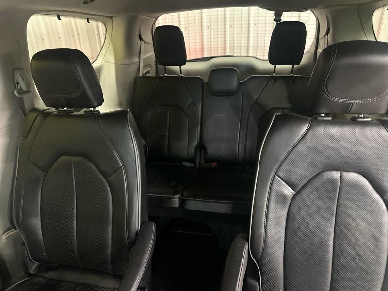 Chrysler Pacifica Limited 2019