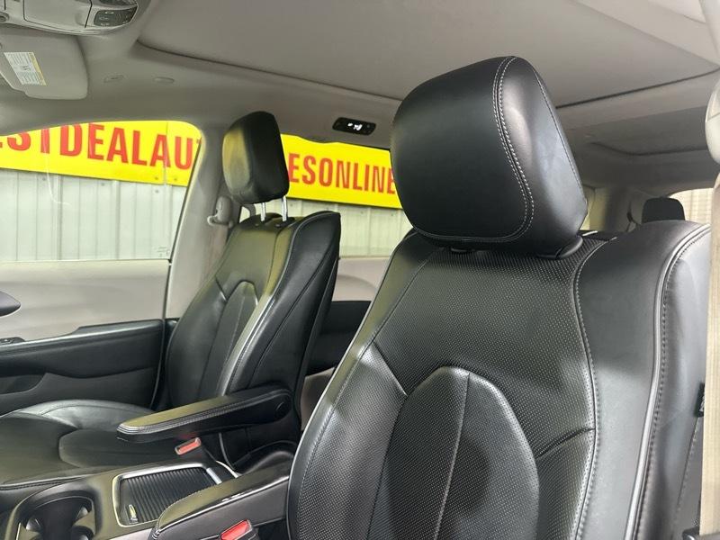 Chrysler Pacifica Limited 2019
