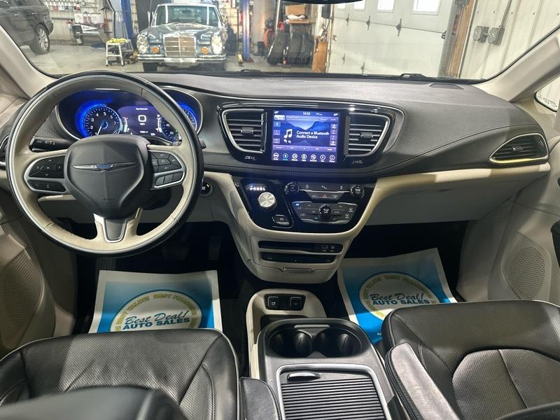 Chrysler Pacifica Limited 2019