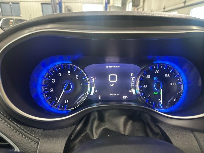 Chrysler Pacifica Limited 2019