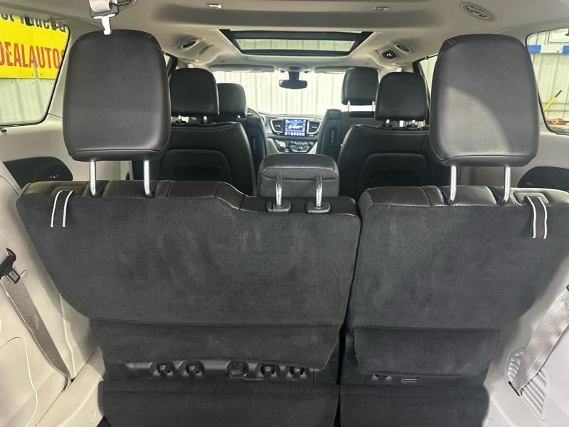 Chrysler Pacifica Limited 2019