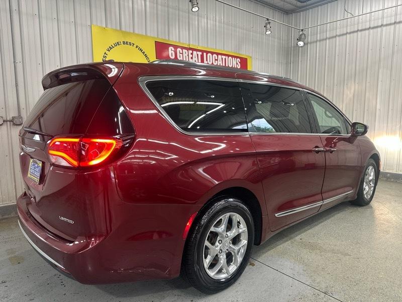 Chrysler Pacifica Limited 2019