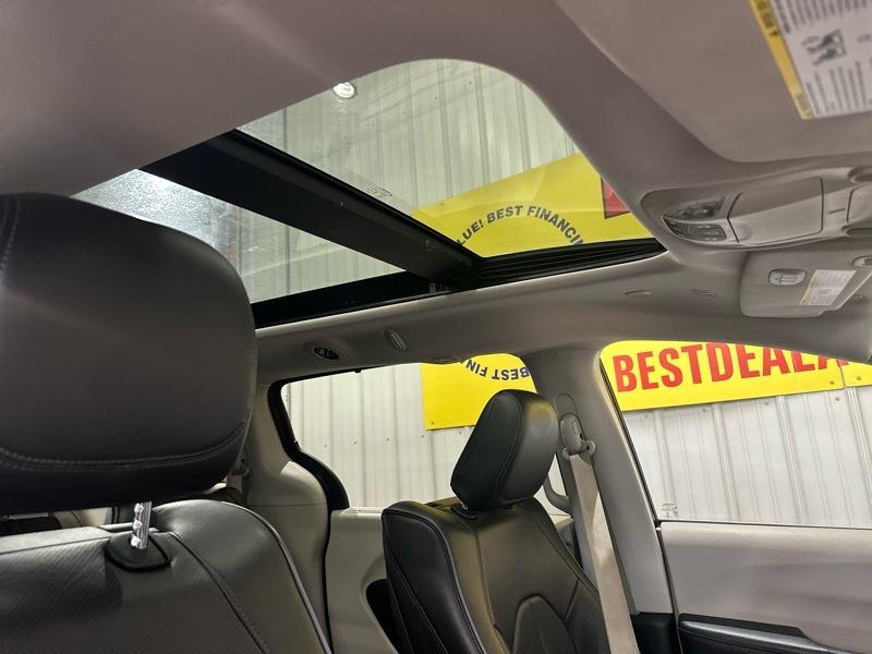 Chrysler Pacifica Limited 2019