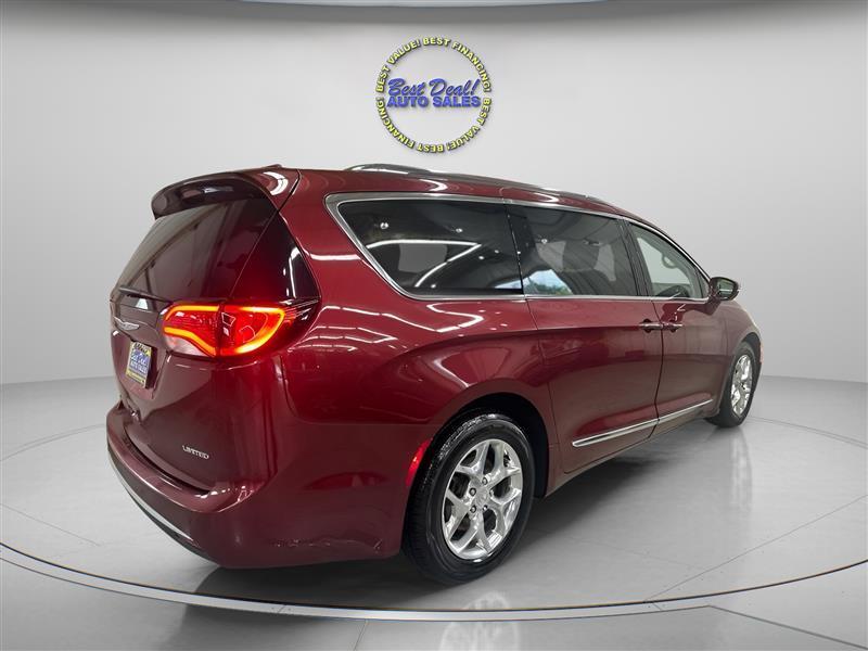 Chrysler Pacifica Limited 2019