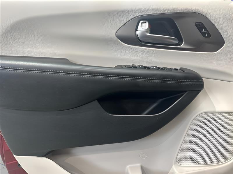 Chrysler Pacifica Limited 2019