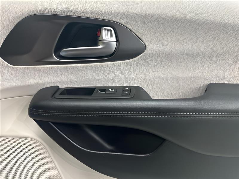 Chrysler Pacifica Limited 2019