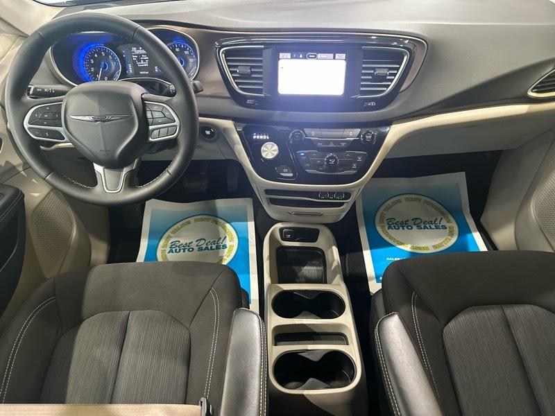 Chrysler Voyager LX 2023