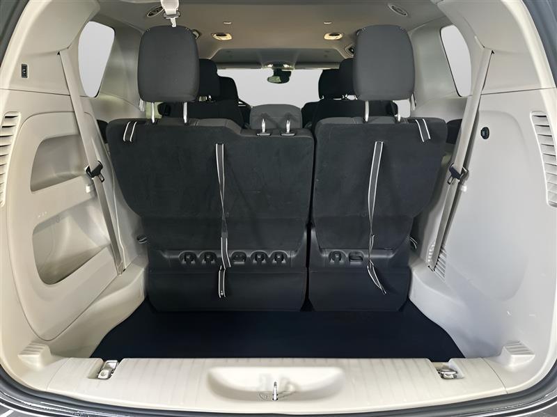 Chrysler Voyager LX 2023