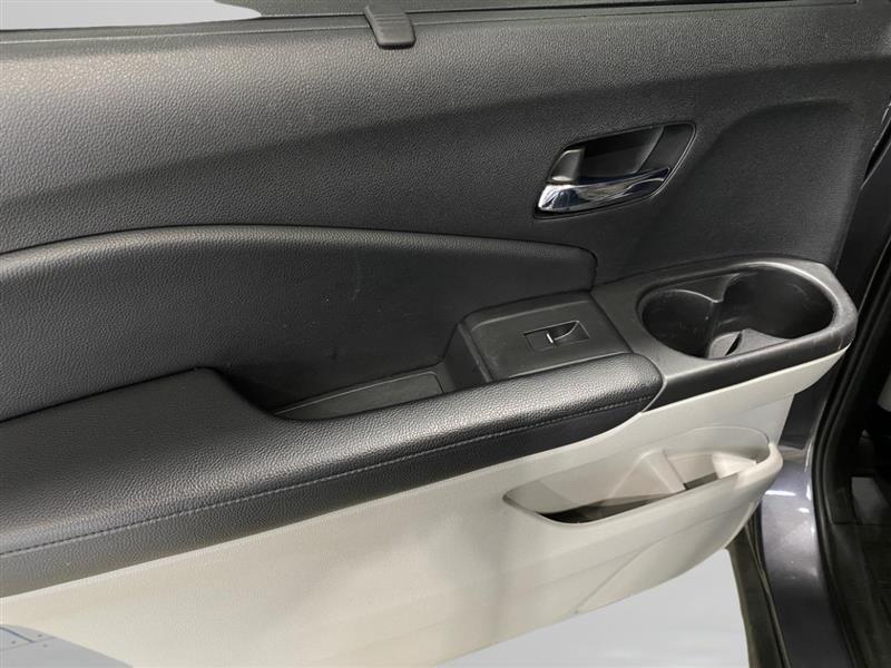 Honda Pilot Touring AWD w/Rear Captains Chairs 2021