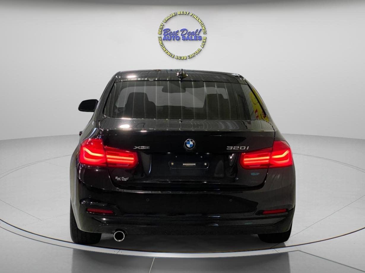 BMW 3-Series 320i xDrive Sedan 2018