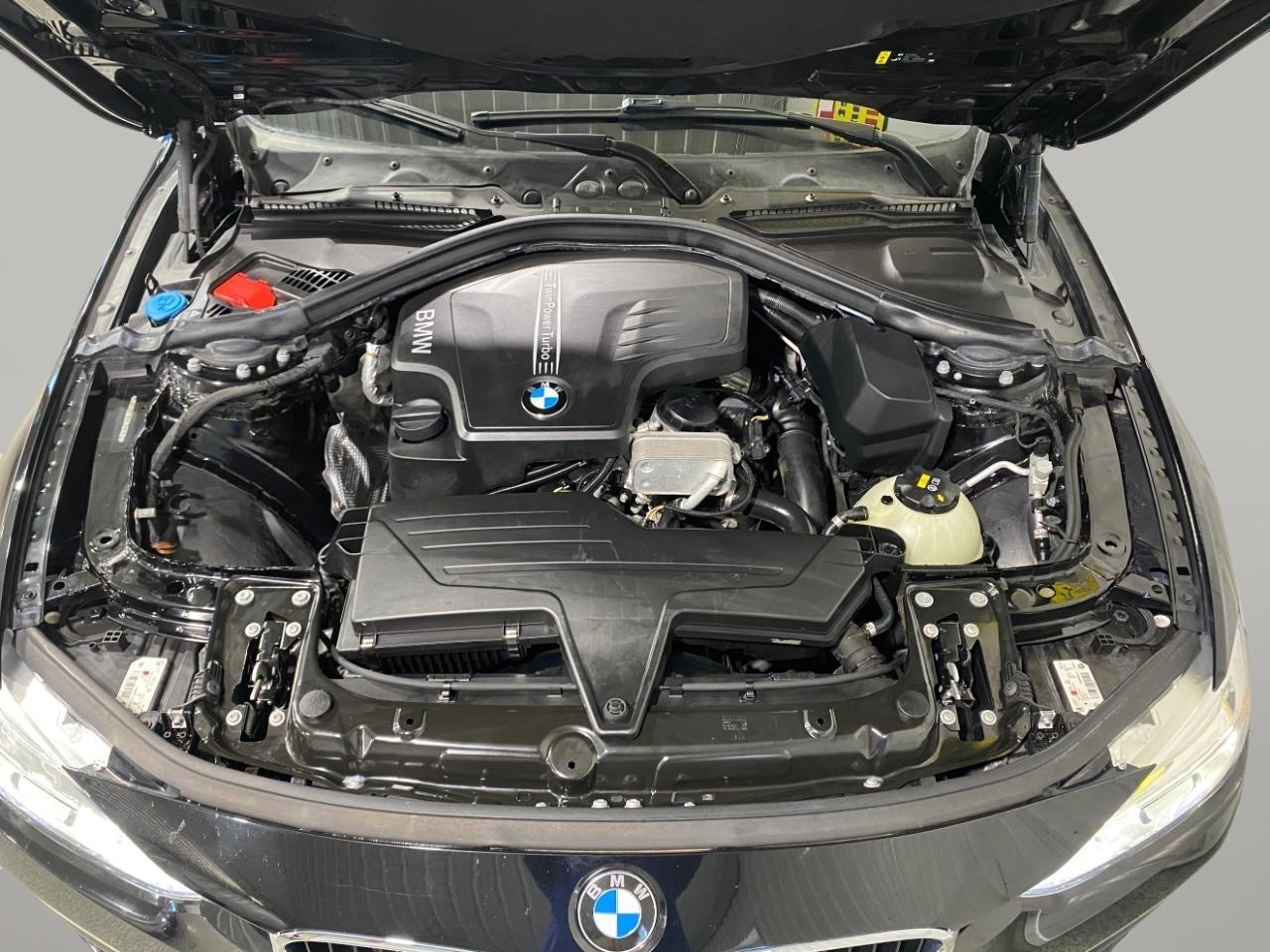 BMW 3-Series 320i xDrive Sedan 2018